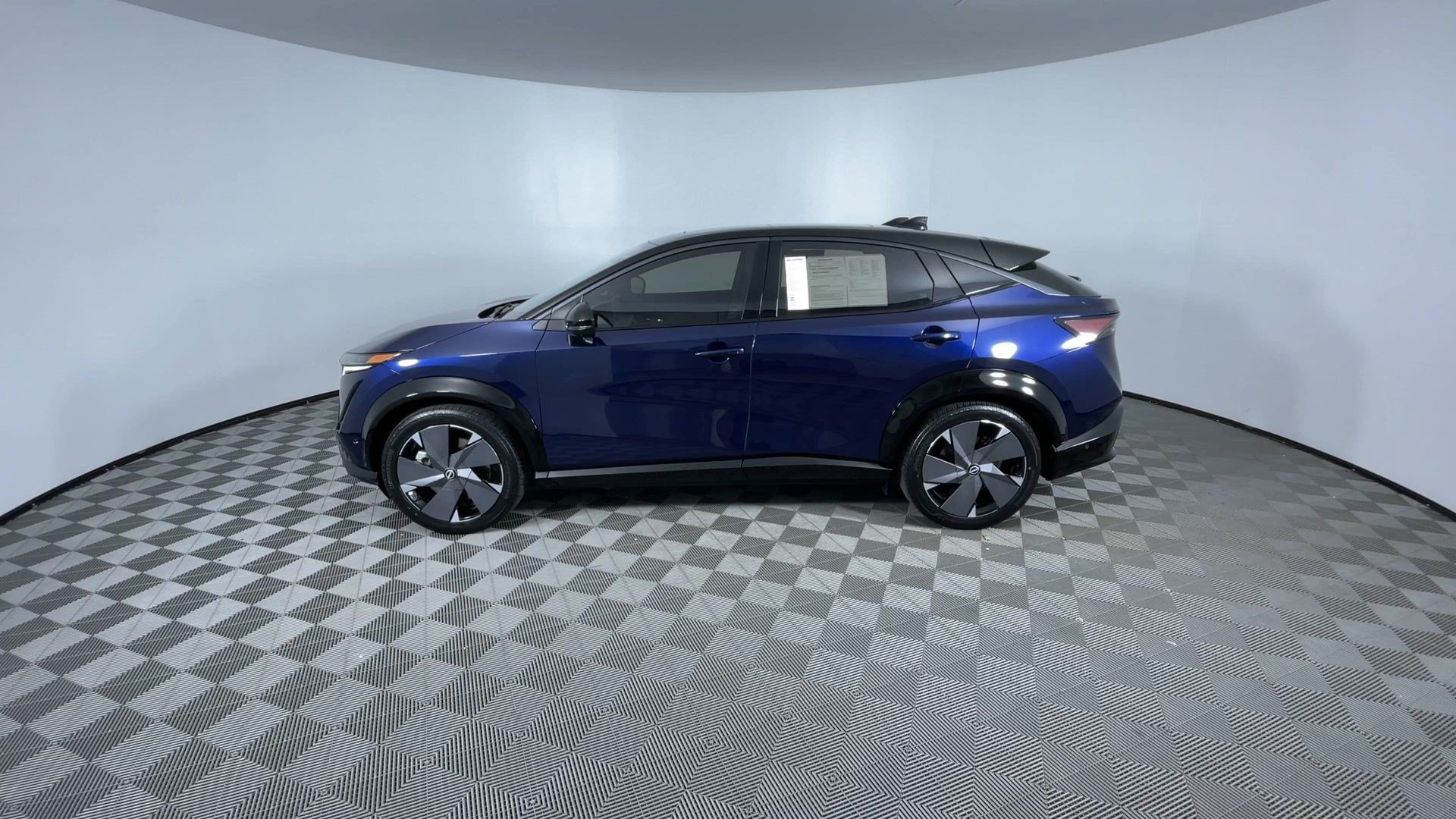 Certified 2024 Nissan Ariya AWD image 5