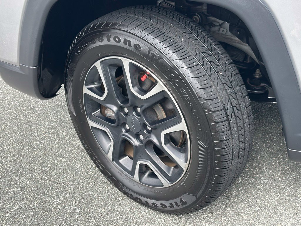 Used 2019 Jeep Compass Trailhawk AWD/4WD image 37