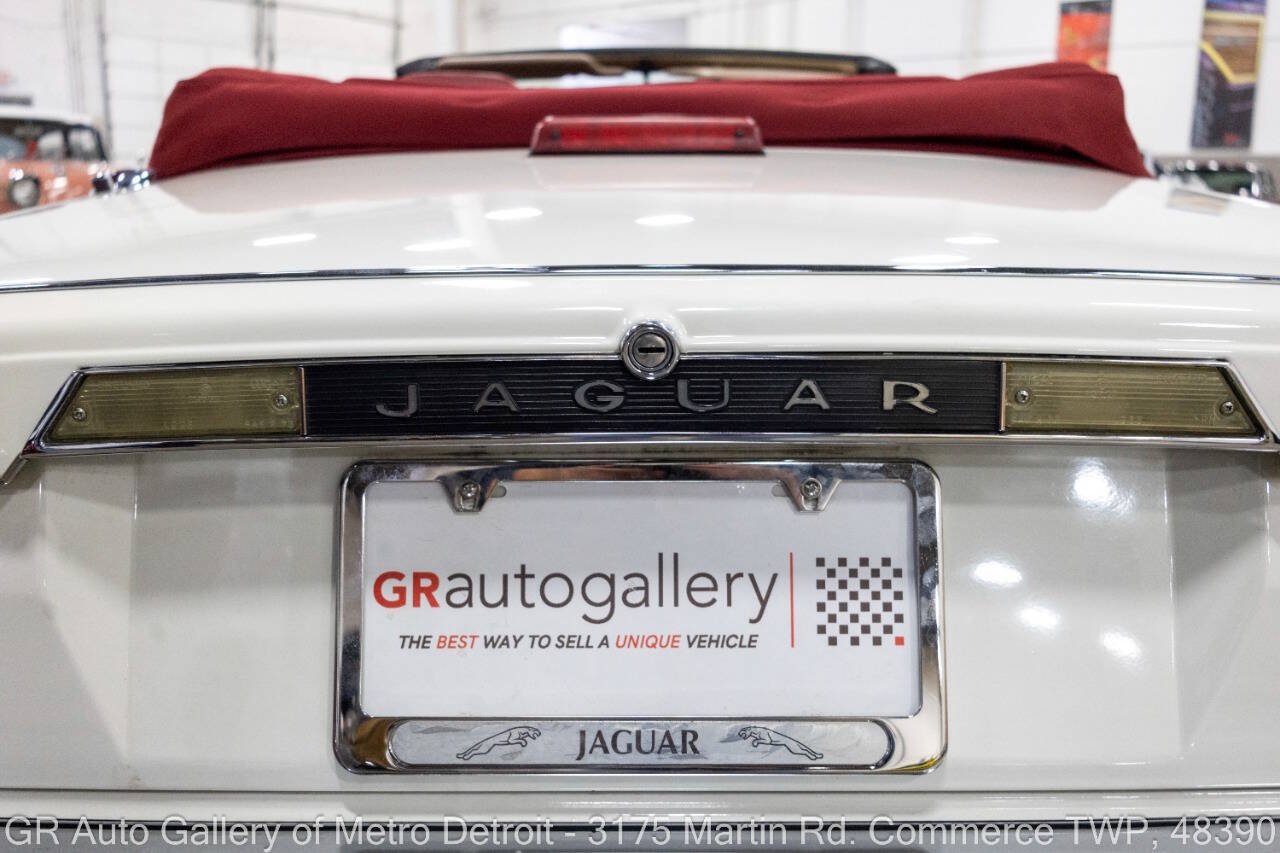 Used 1989 Jaguar XJS V12 Convertible RWD image 36