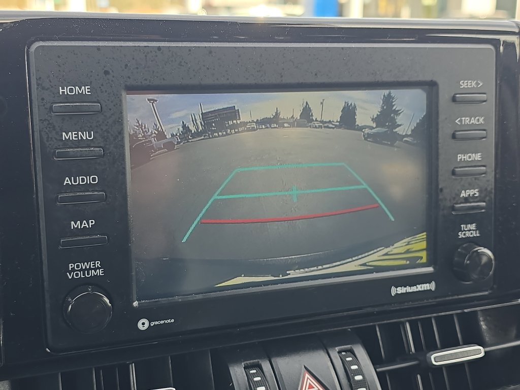 Used 2021 Toyota RAV4 XLE Premium AWD/4WD image 30