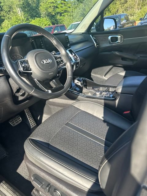 Used 2021 Kia Sorento EX AWD/4WD image 11