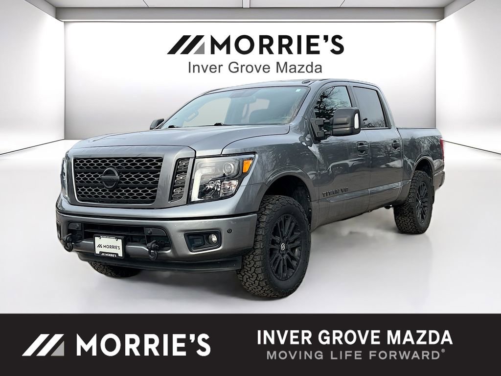 Used 2018 Nissan Titan SV image 1