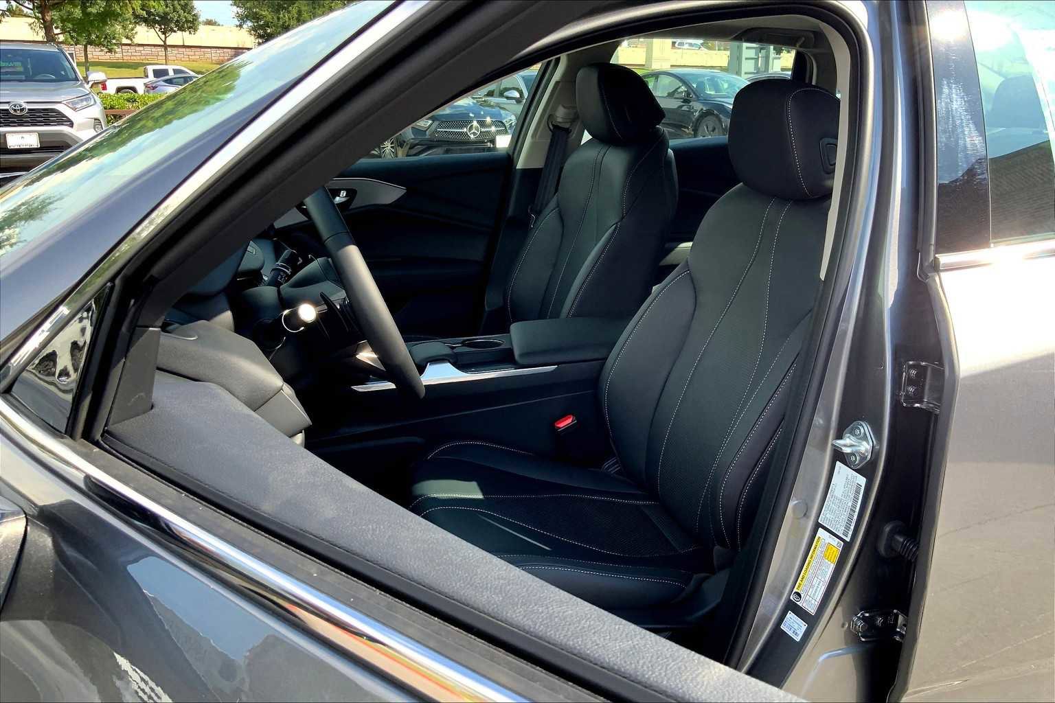 New 2025 Acura TLX w/ Technology Package image 18