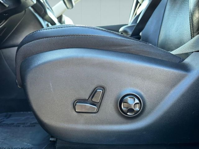 Used 2019 Jeep Cherokee Limited AWD/4WD image 13