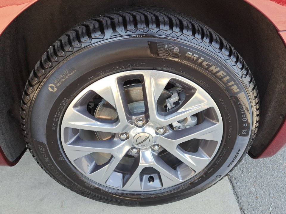 Used 2021 Chrysler Pacifica Pinnacle FWD image 24