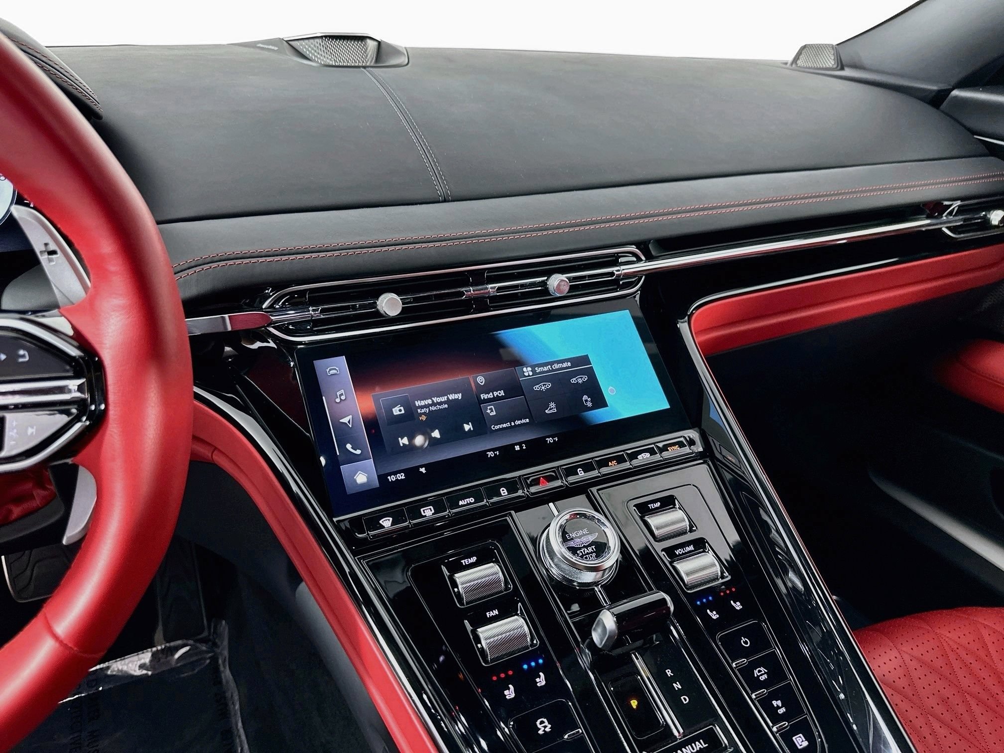 Used 2024 Aston Martin DB12 Coupe RWD image 10