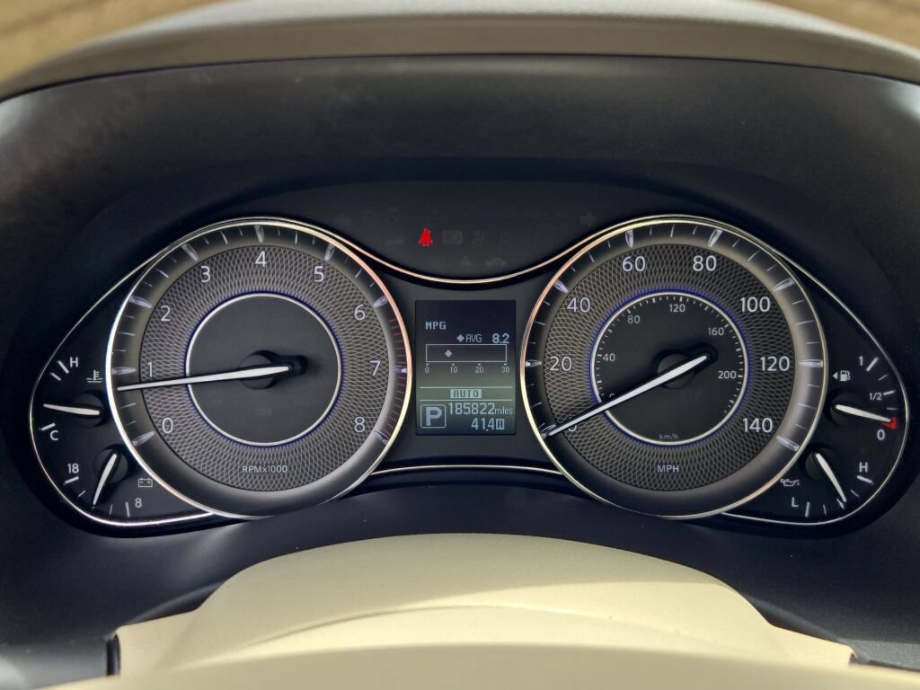Used 2015 INFINITI QX80 4WD w/ Deluxe Technology Package image 13
