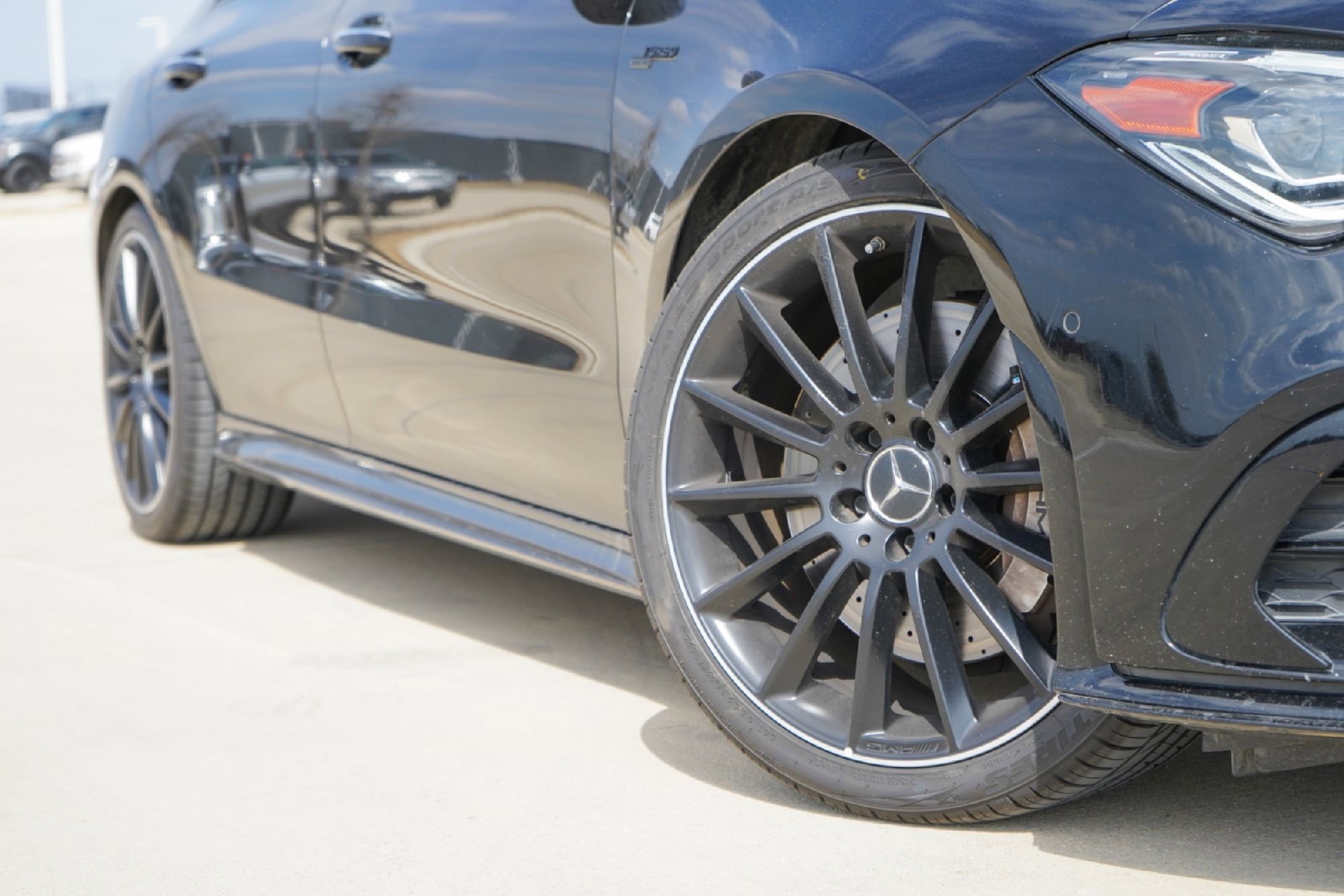 Used 2022 Mercedes-Benz CLA 35 AMG 4MATIC image 2