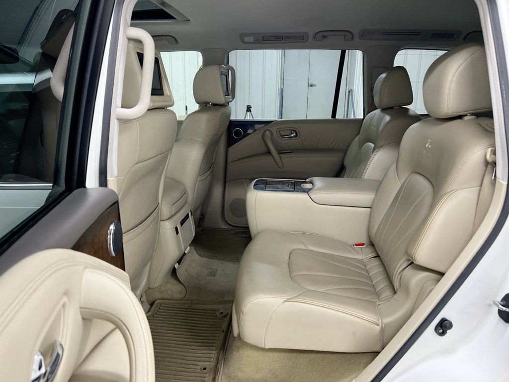 Used 2011 INFINITI QX56 4WD w/ Deluxe Touring Pkg image 24
