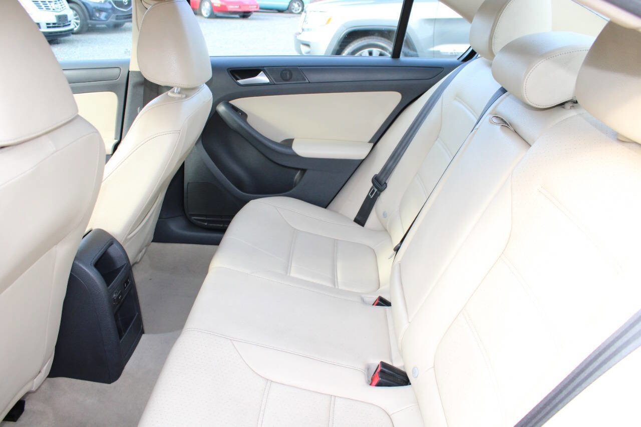 Used 2014 Volkswagen Jetta SE image 19