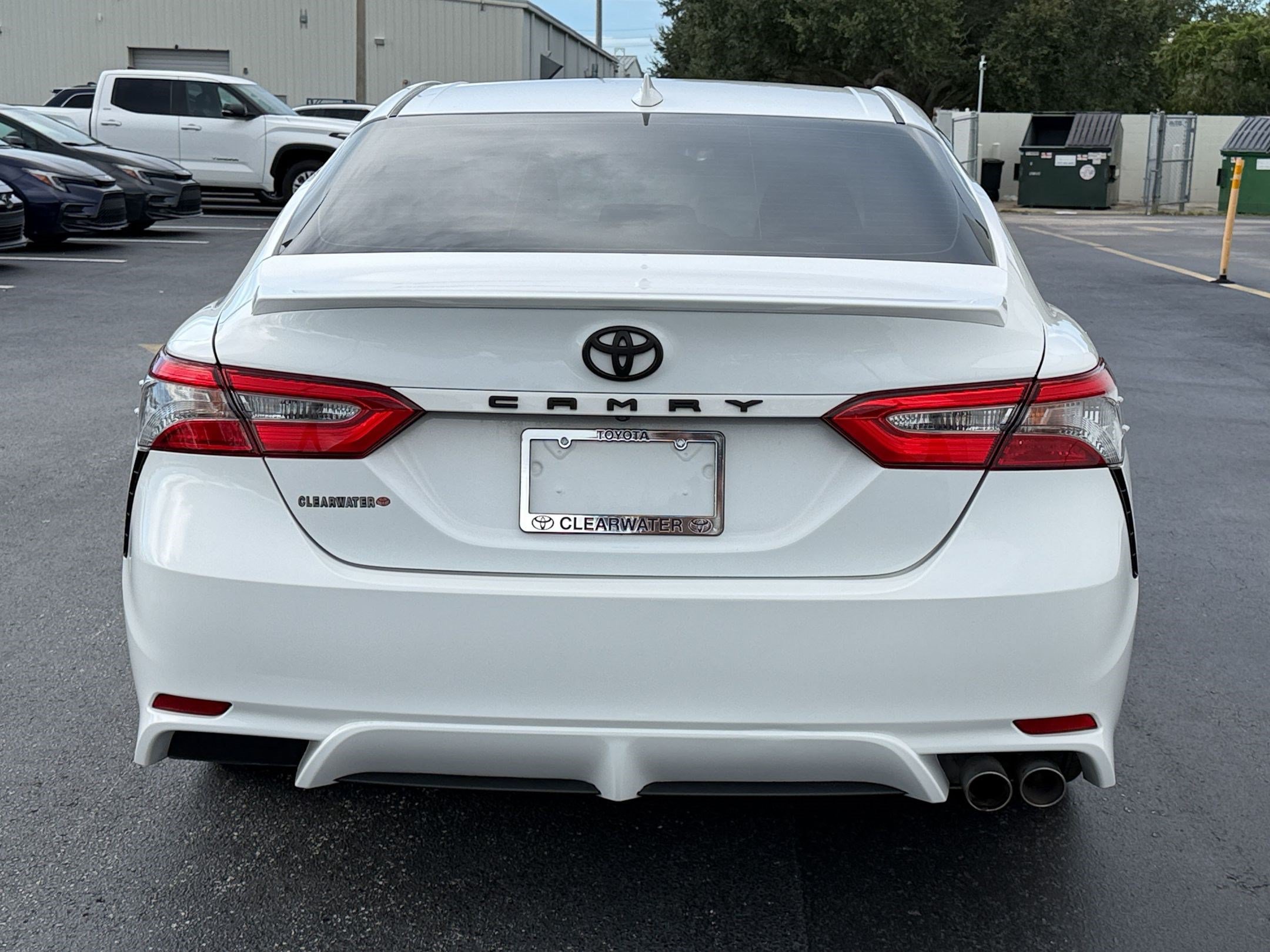 Used 2019 Toyota Camry SE FWD image 10