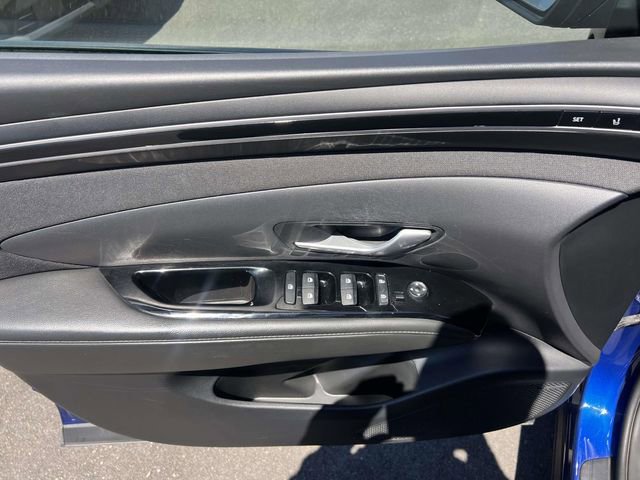 Certified 2022 Hyundai Tucson Limited AWD/4WD image 17
