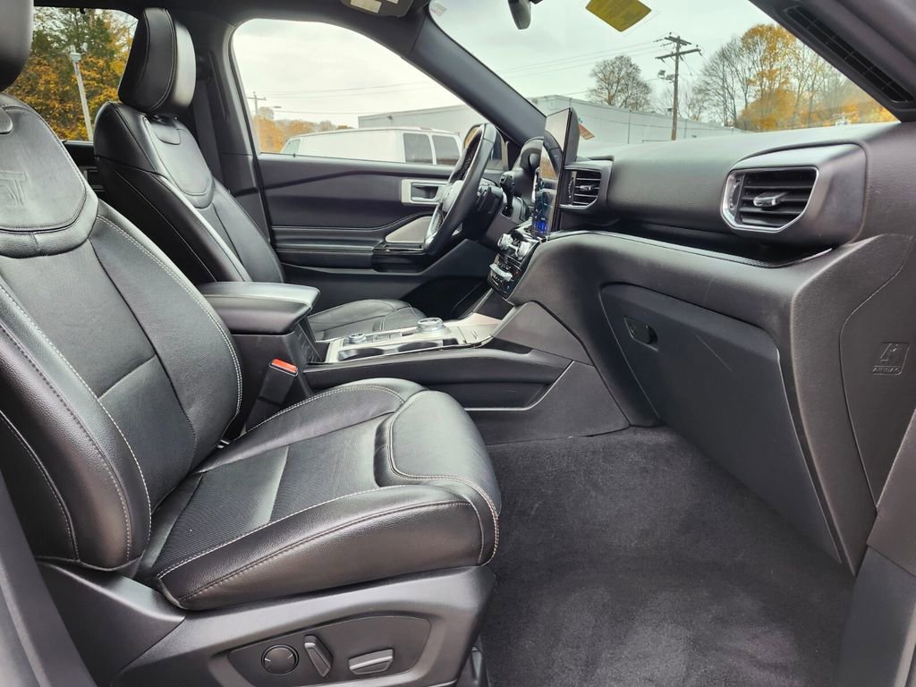 Certified 2022 Ford Explorer ST w/ Equipment Group 401A image 11