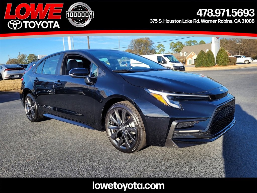 Certified 2025 Toyota Corolla SE image 1