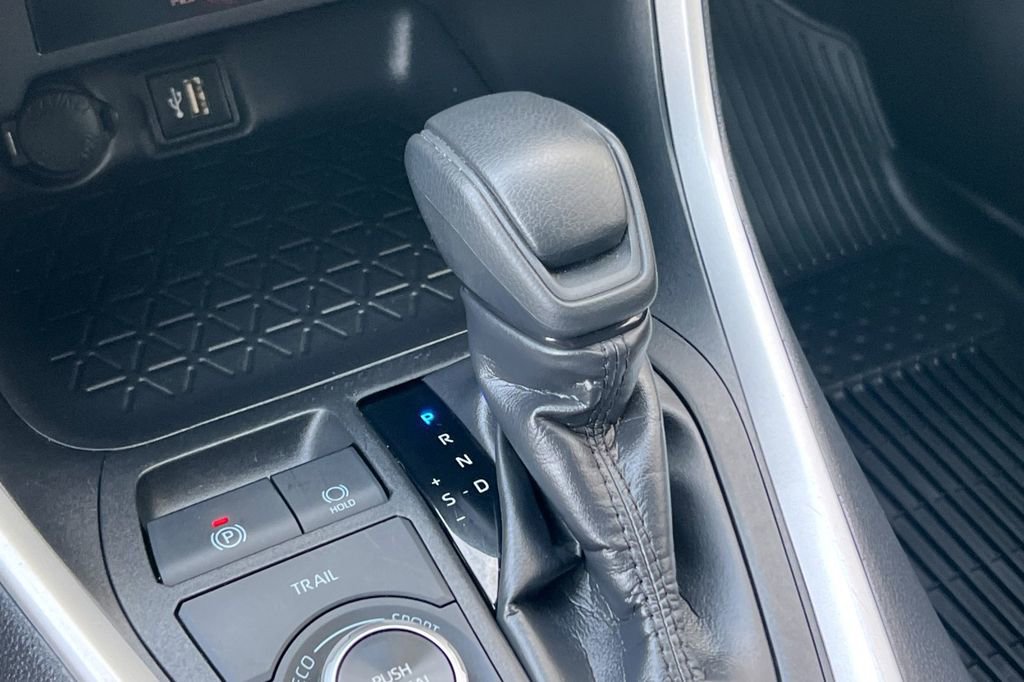 Certified 2025 Toyota RAV4 XLE image 23
