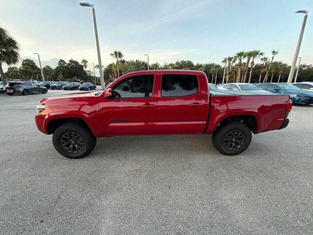 Used 2023 Toyota Tacoma SR5 RWD image 2