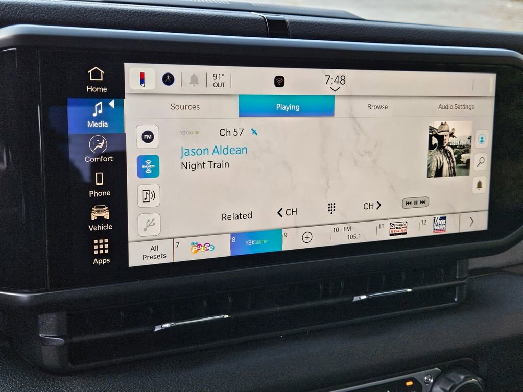 New 2025 Jeep Gladiator Sport AWD/4WD image 24