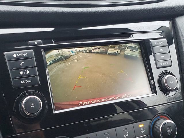 Used 2019 Nissan Rogue SV image 26