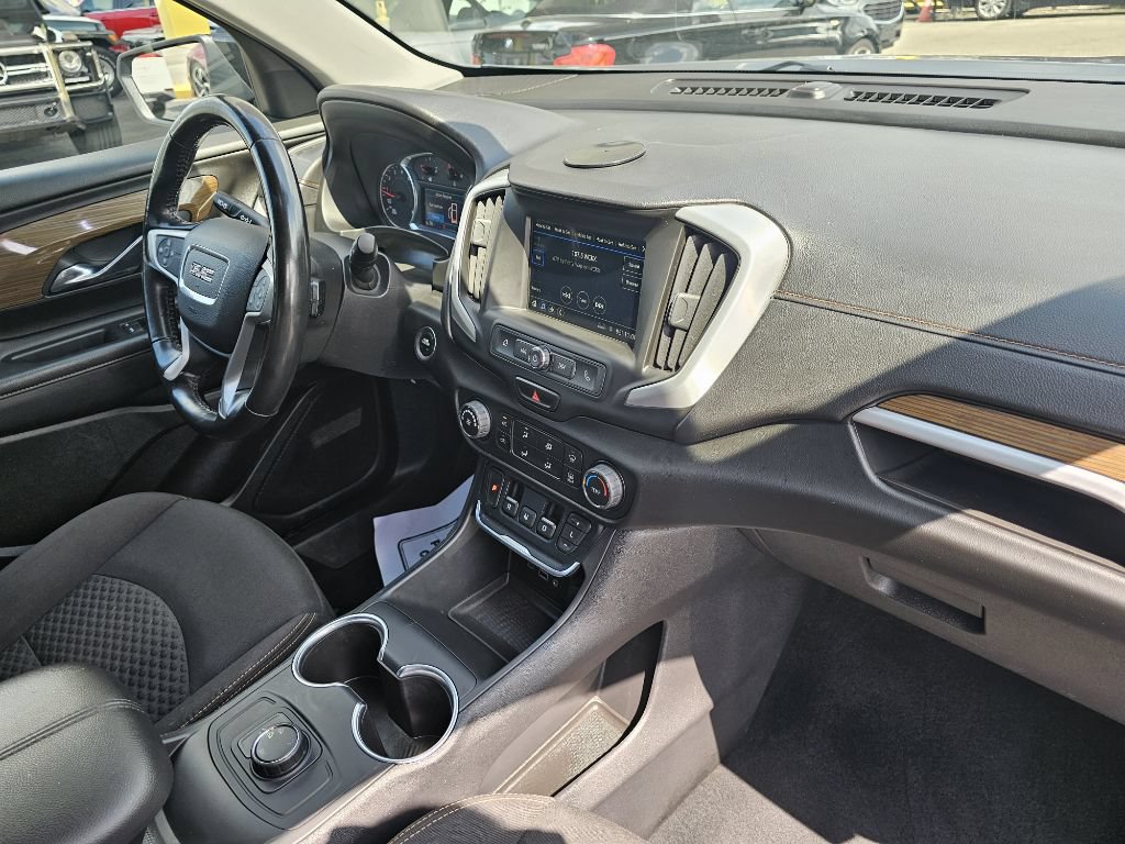 Used 2019 GMC Terrain SLE w/ Black Edition AWD/4WD image 38