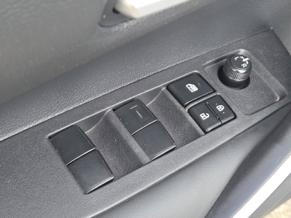 Used 2024 Toyota Corolla SE FWD image 22
