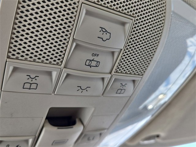 Used 2014 Mercedes-Benz C 300 4MATIC Sedan image 16