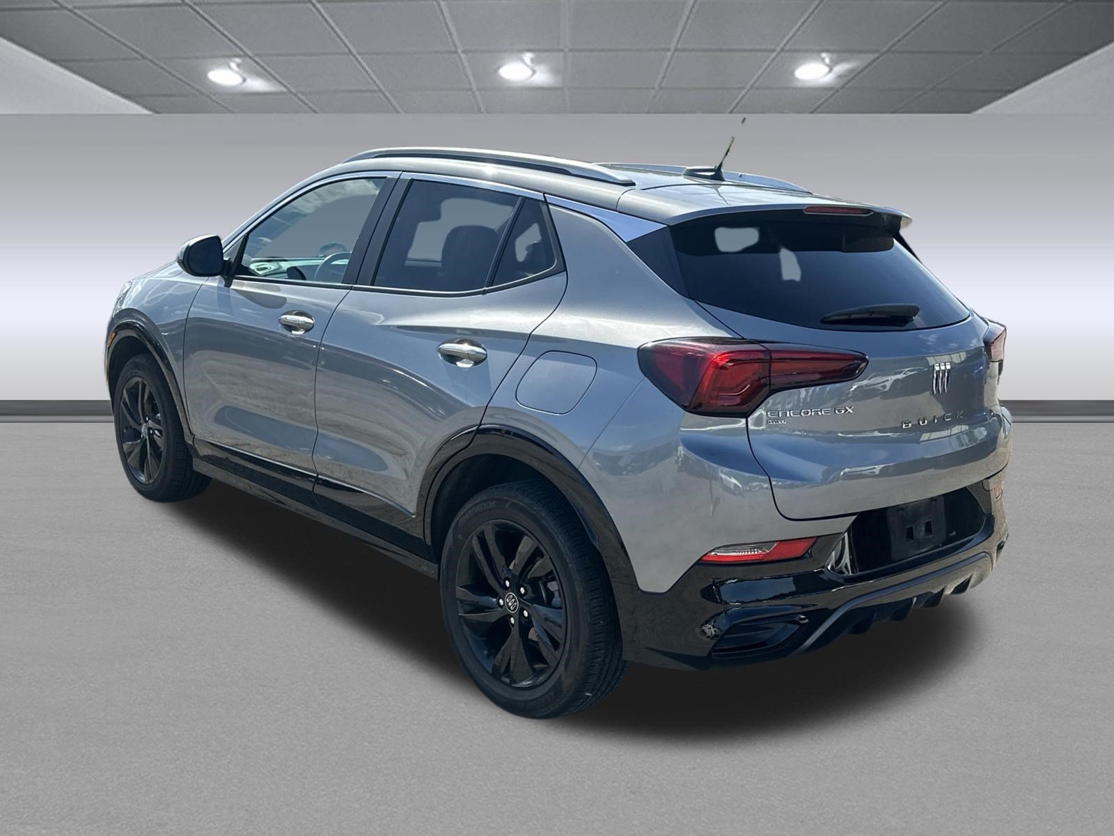 Used 2024 Buick Encore GX Sport Touring AWD/4WD image 5