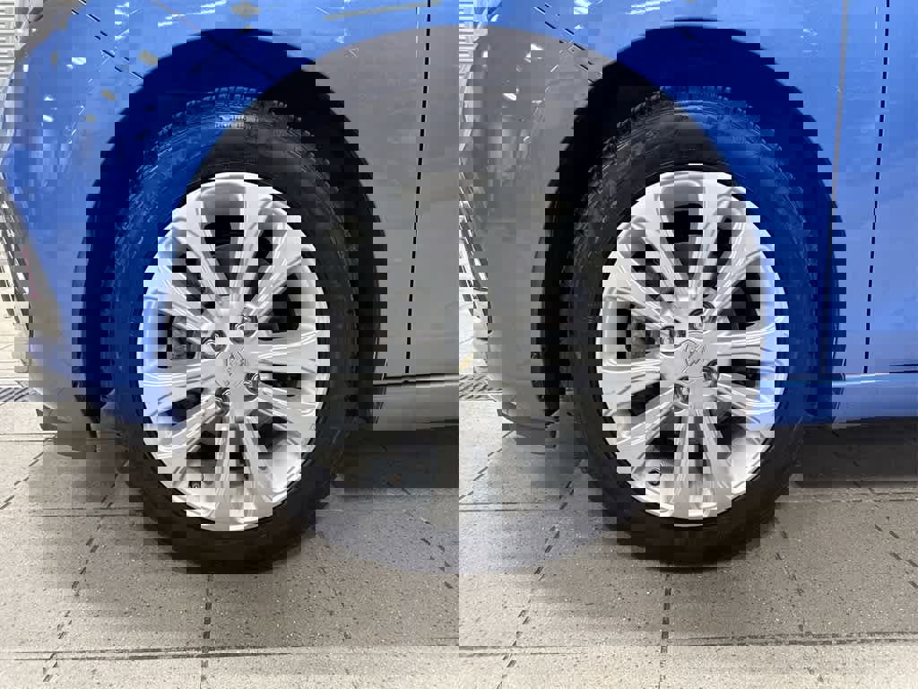 Used 2017 Chevrolet Spark LT image 10