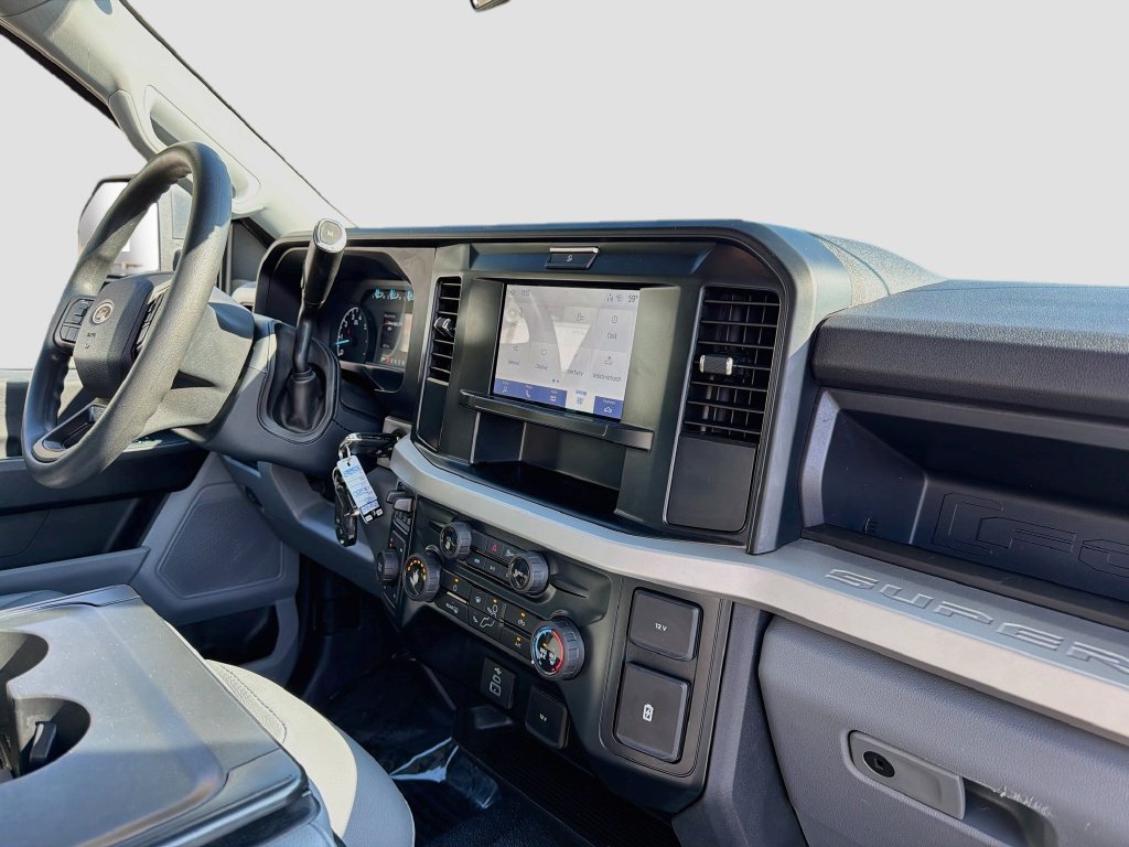 Used 2025 Ford F250 XL w/ FX4 Off-Road Package AWD/4WD image 27