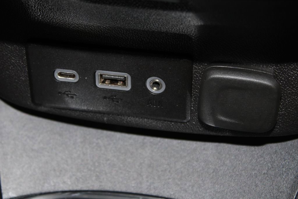 Used 2024 Chevrolet Malibu LT image 44