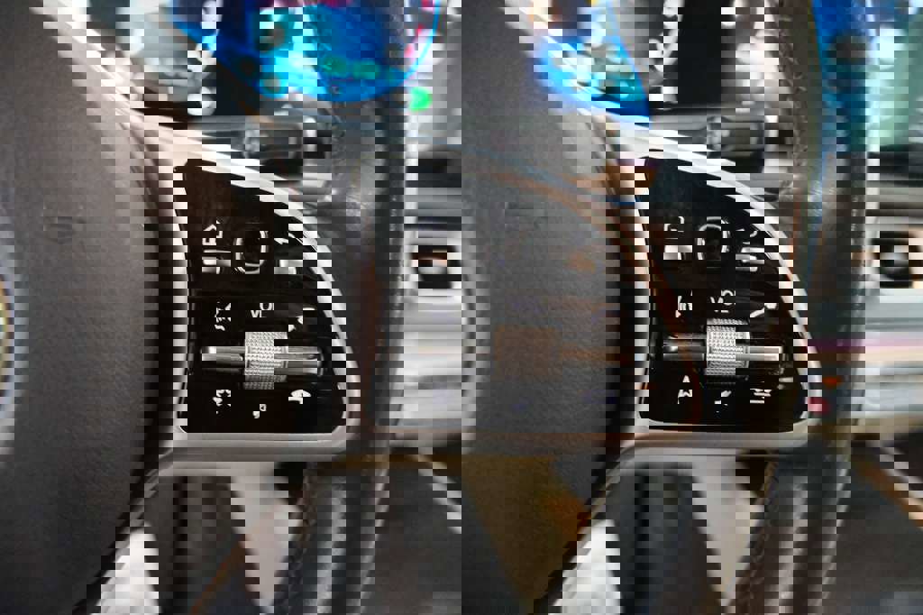 Used 2020 Mercedes-Benz GLS 450 4MATIC image 46