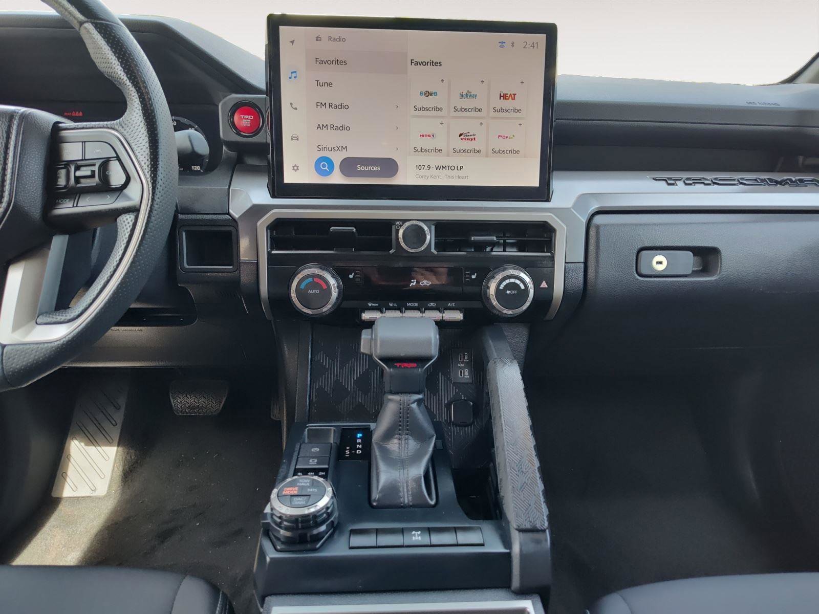 Used 2024 Toyota Tacoma TRD Off-Road image 11