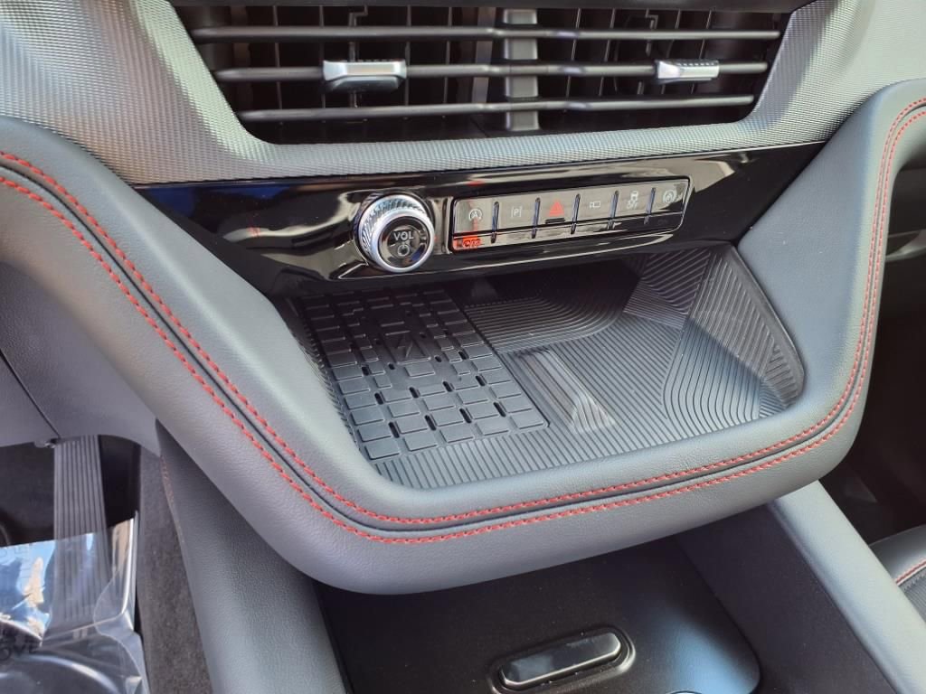 New 2025 Ford Explorer ST-Line w/ Premium Package image 13