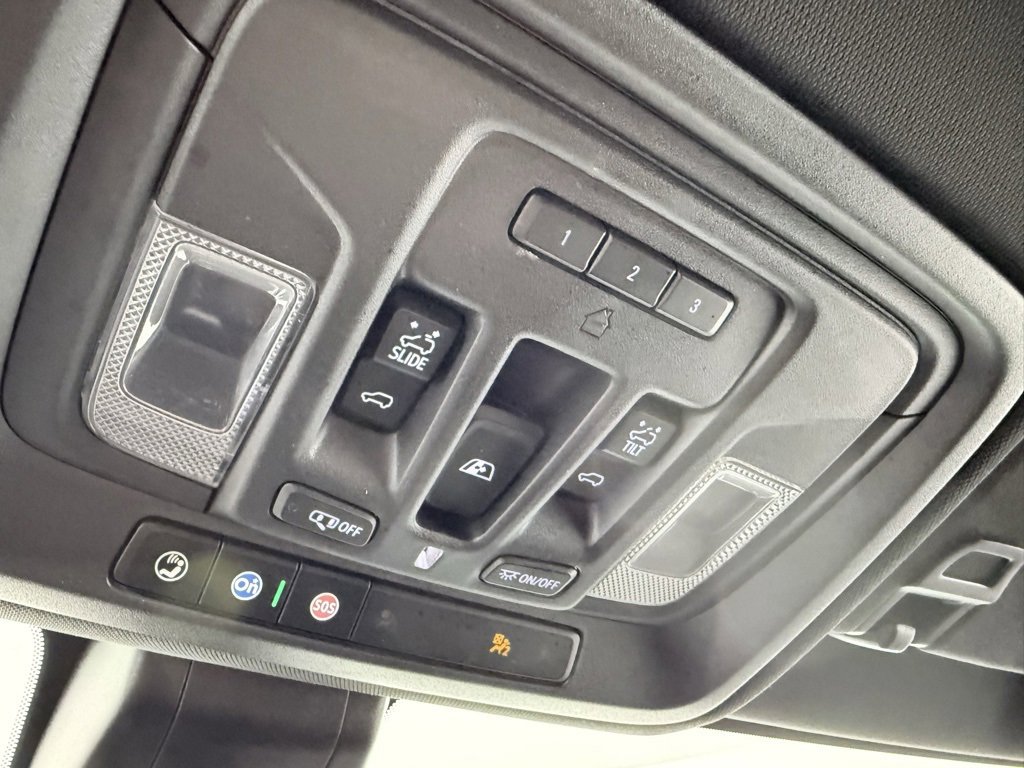 Used 2023 Chevrolet Silverado 2500 High Country image 28