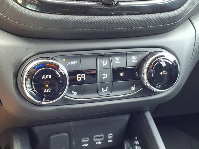 Used 2023 Chevrolet TrailBlazer LT w/ Convenience Package FWD image 26
