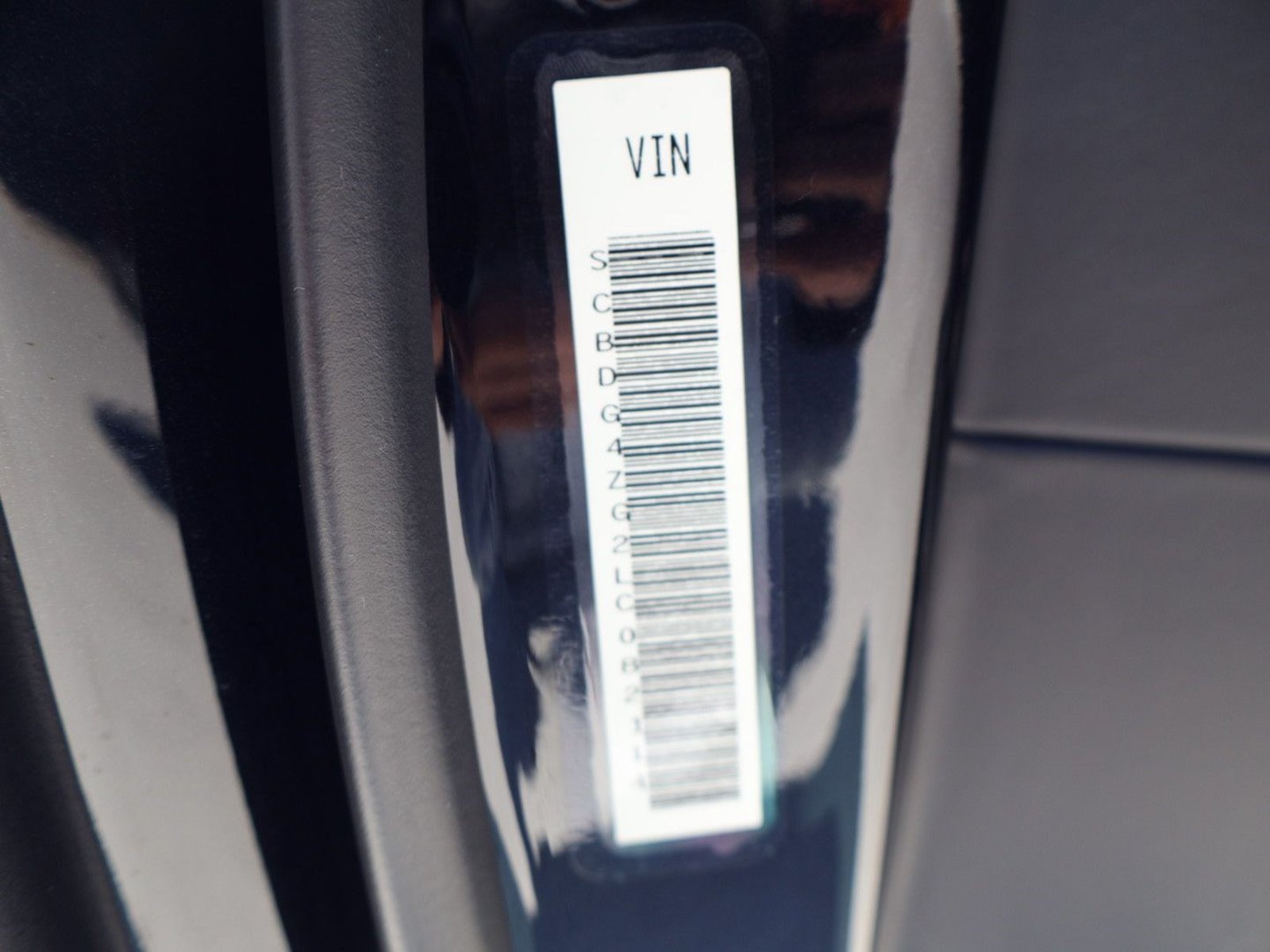 Certified 2020 Bentley Continental GT V8 AWD/4WD image 21