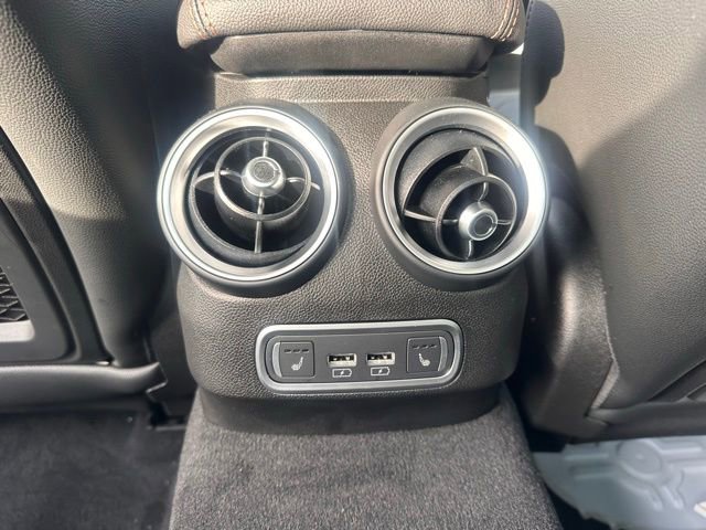 New 2025 Alfa Romeo Giulia AWD w/ Driving Assist Package image 9