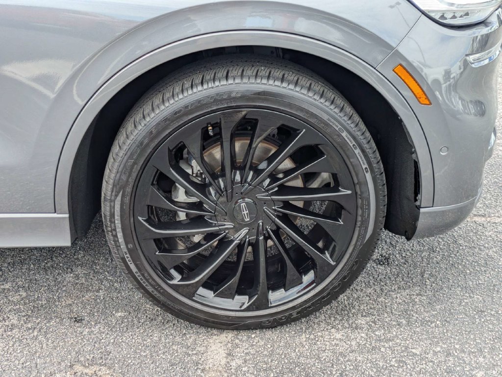 Used 2022 Lincoln Aviator Reserve w/ Equipment Group 201A RWD image 11