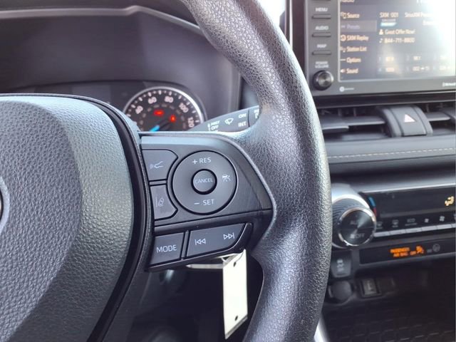 Certified 2022 Toyota RAV4 LE AWD/4WD image 22