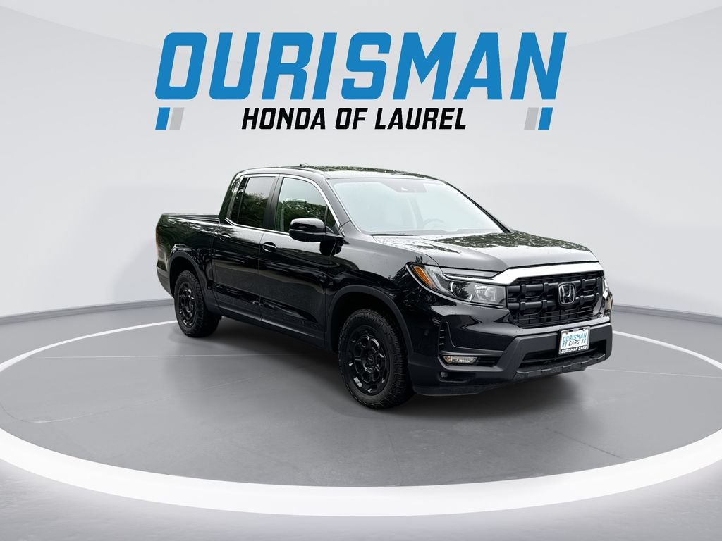Used 2025 Honda Ridgeline RTL+ image 2
