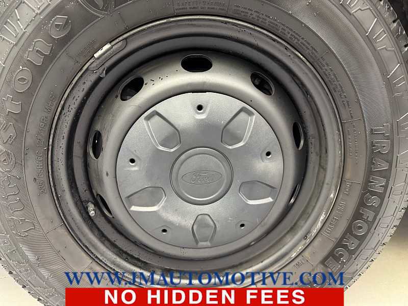 Used 2023 Ford Transit 350 XLT image 9