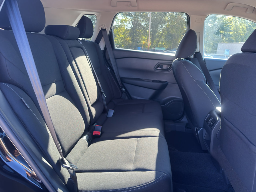 New 2026 Nissan Rogue S image 17