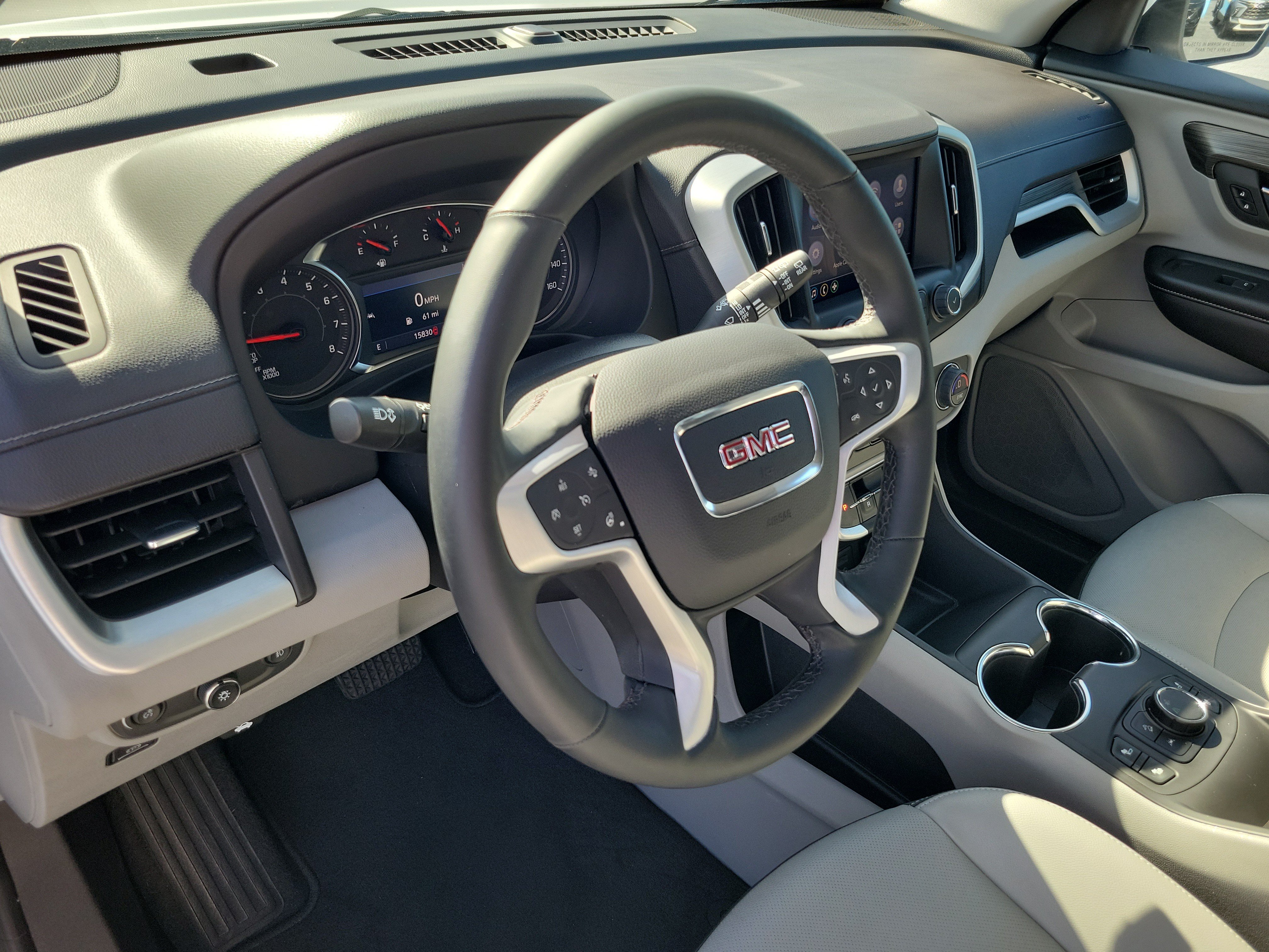 Used 2023 GMC Terrain SLT FWD image 17