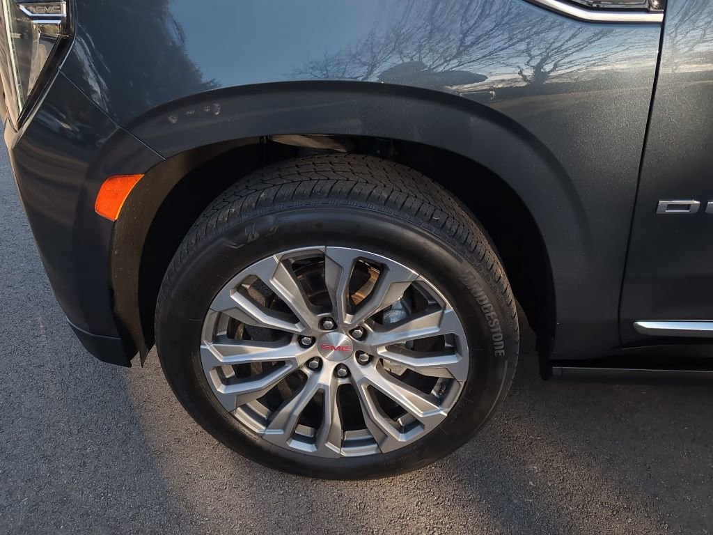 Used 2021 GMC Yukon Denali w/ Denali Ultimate Package image 21