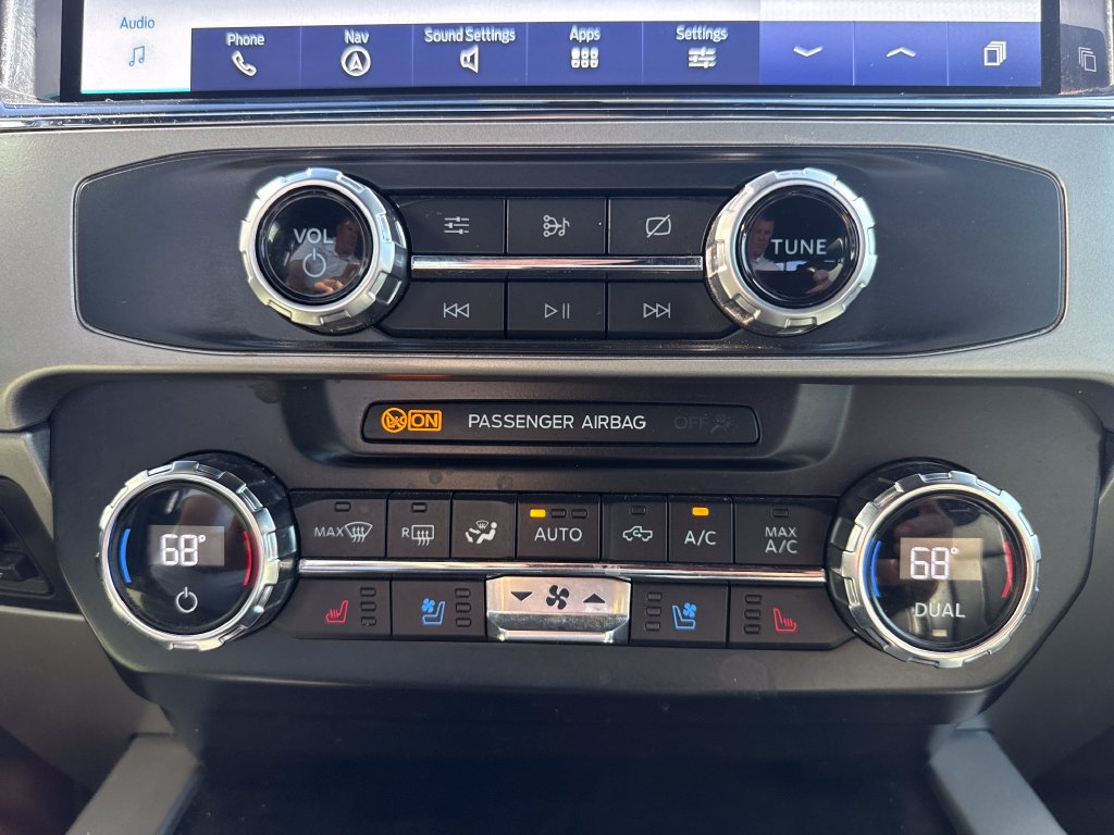 Used 2022 Ford F250 Lariat w/ Tremor Off-Road Package AWD/4WD image 30