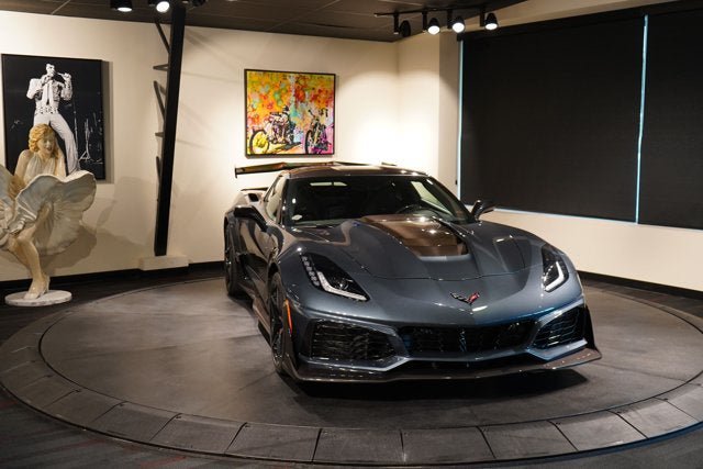 Used 2019 Chevrolet Corvette ZR1 RWD image 14