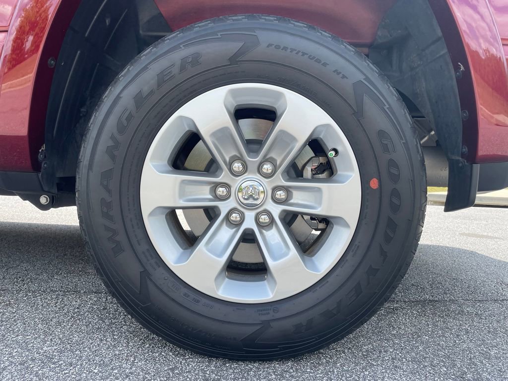 Used 2020 RAM 1500 Laramie RWD image 9