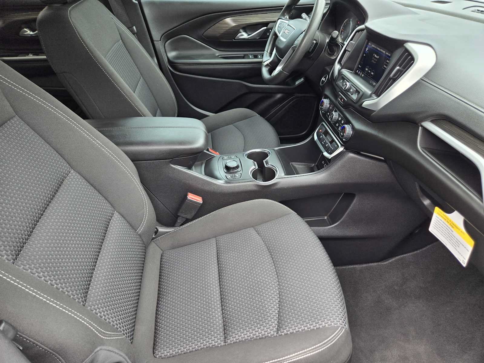 Certified 2024 GMC Terrain SLE w/ Driver Convenience Package FWD image 15