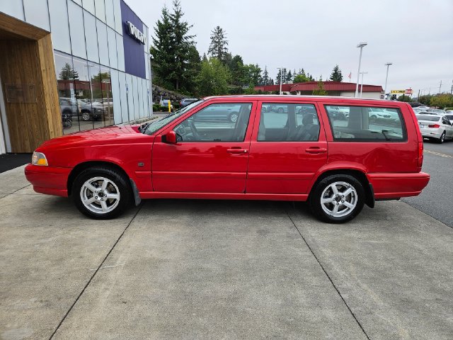 Used 1999 Volvo V70 AWD image 8