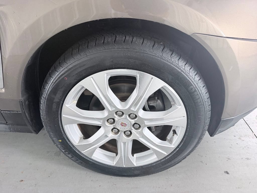 Used 2015 Cadillac SRX Premium FWD image 4