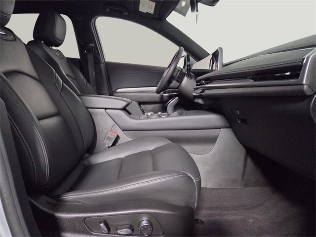 Certified 2024 Cadillac XT4 Premium Luxury image 14